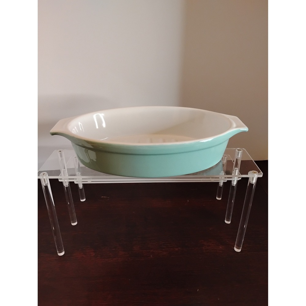 French Country Baker Cuisine de la Mere Mint Green Oval Ceramic Casserole Dish